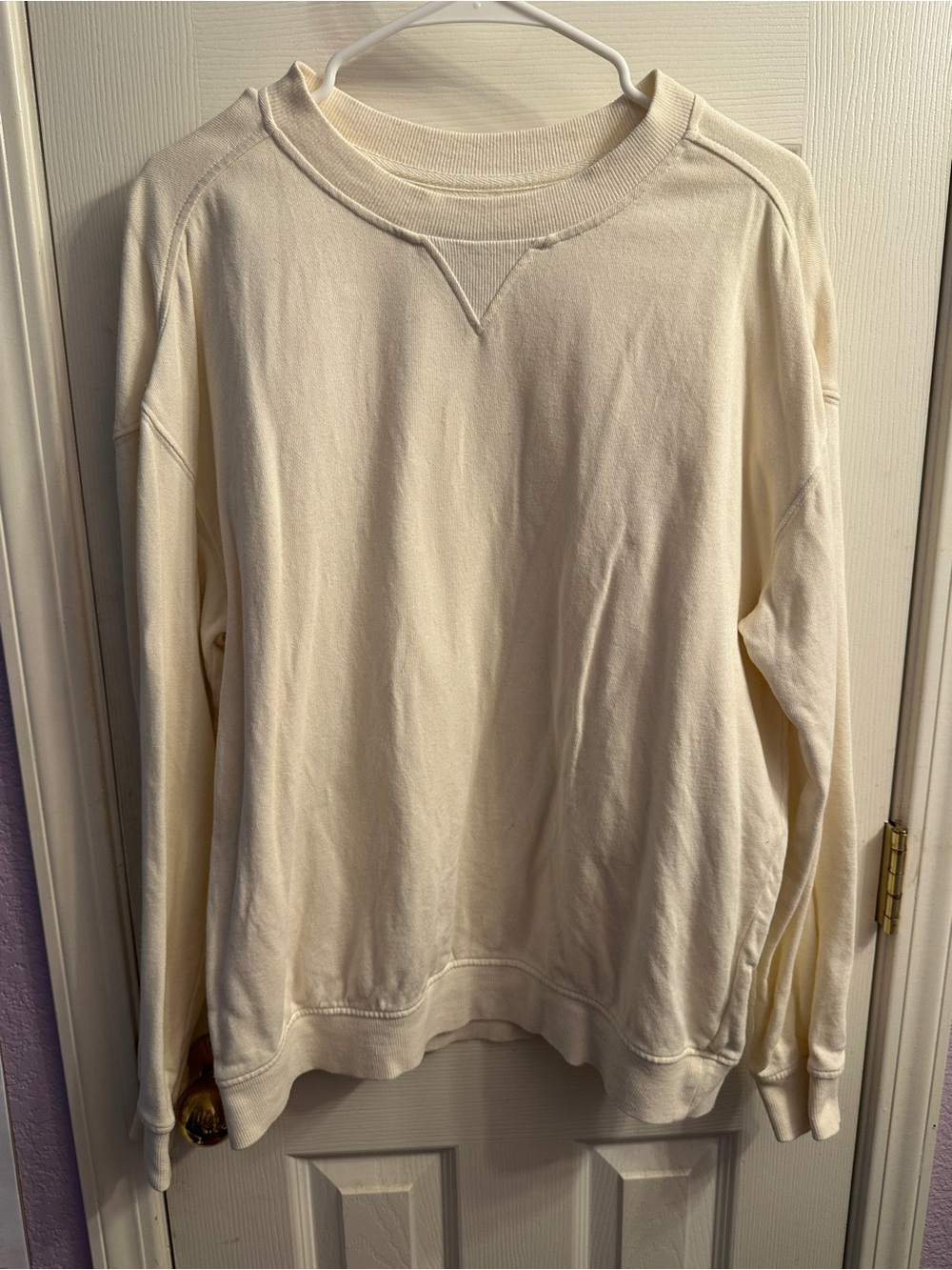 Goodfellow & Co Men’s Cream Crewneck sweater
